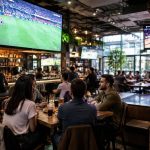 Cafe de-sports : les tendances et innovations qui transforment les lieux dédiés au sport