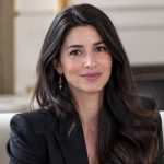 Qui est Ava Djamshidi Mari et quel est son parcours ?
